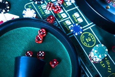 bantengemas77 live baccarat community chat and multi-player table interaction during evening peak hours